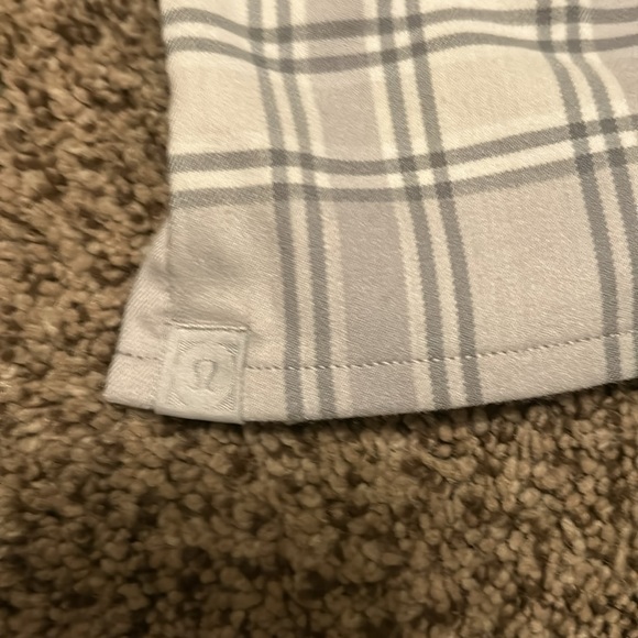 Lululemon button up men’s large - Picture 3 of 3